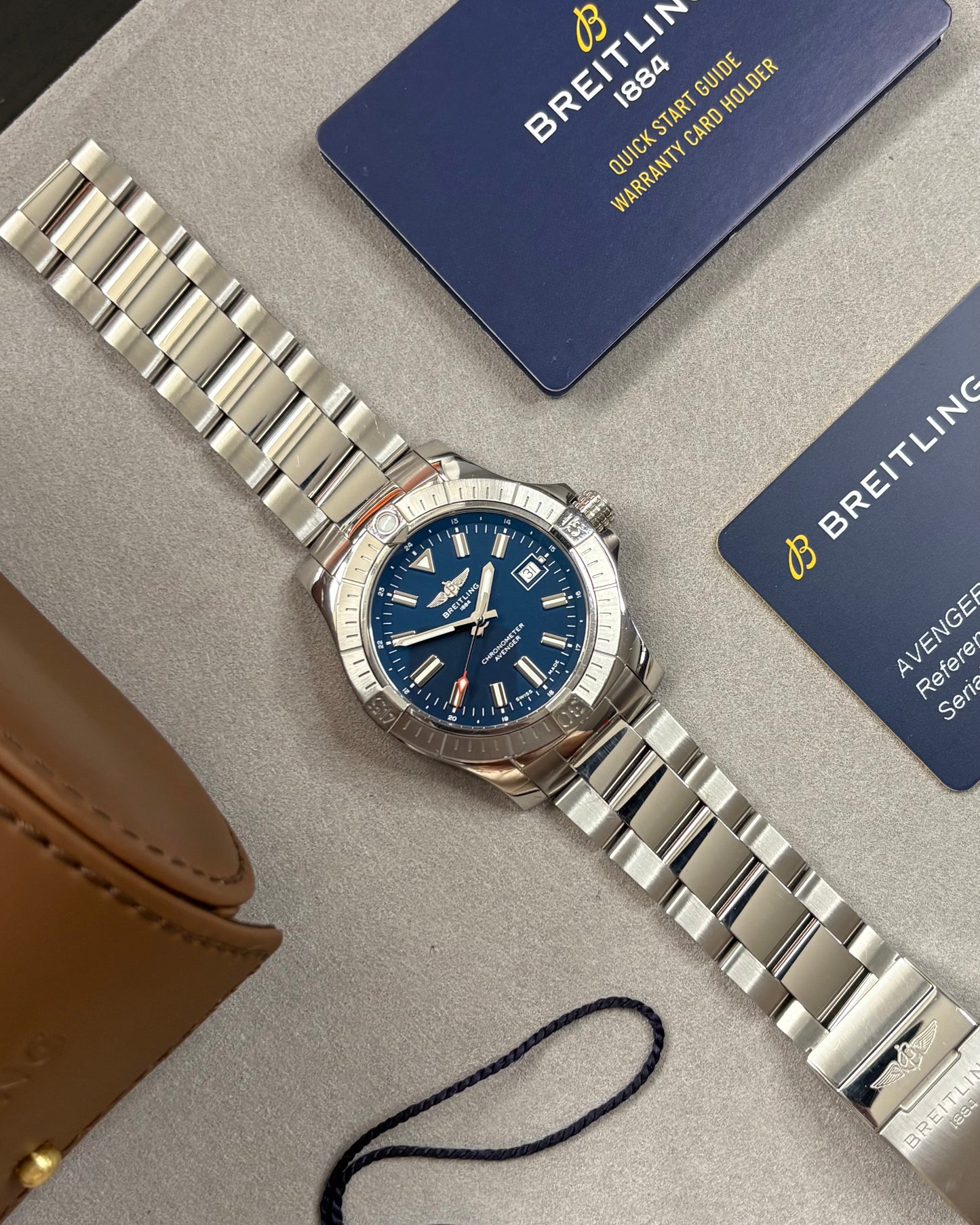 Breitling Avenger 43